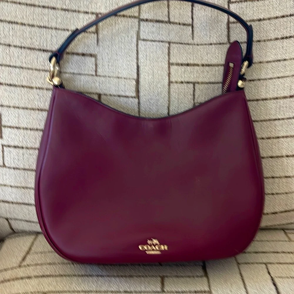 Coach Burgandy Handbag - Picture 1 of 4